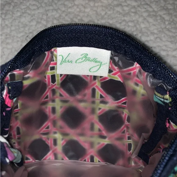 Vera Bradley Small Handbag - Picture 3 of 3